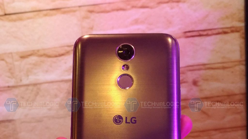 LG-K10-(2017)-camera-techniblogic