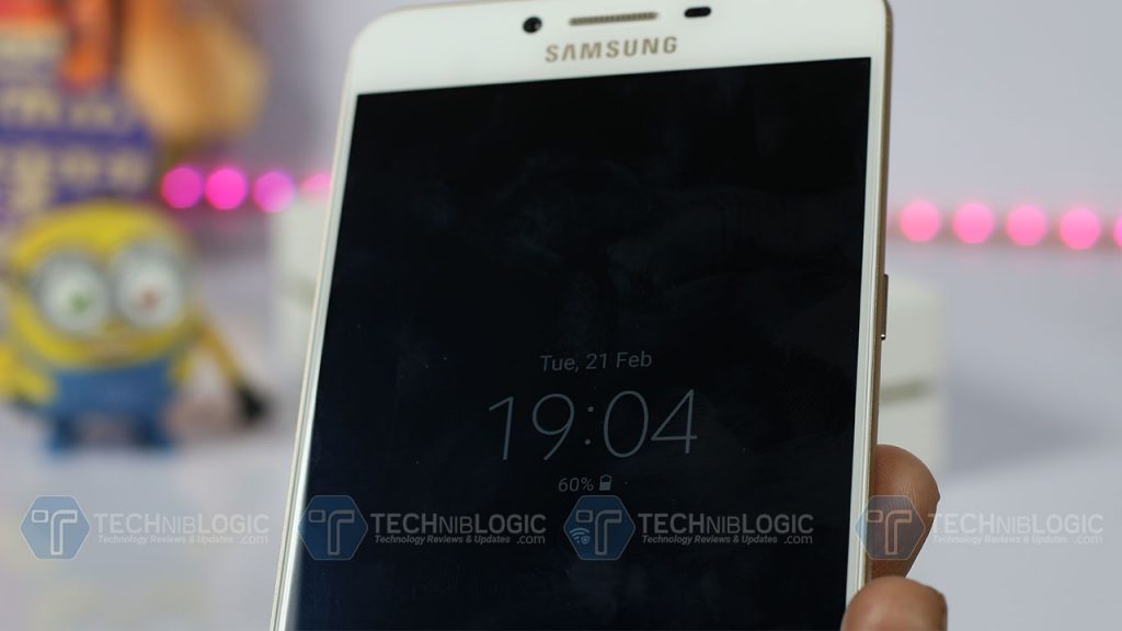 Samsung-Galaxy-C9-Pro-alwayson-screen-techniblogic