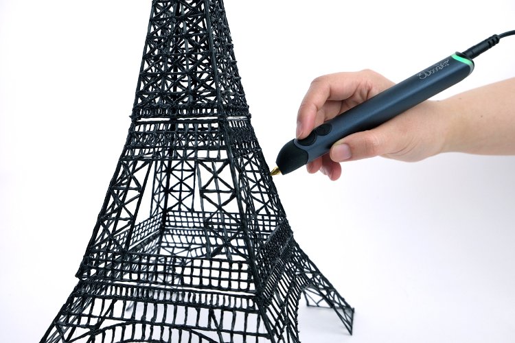Drawð 3D objects in the Air with 3Doodler Printing Pen