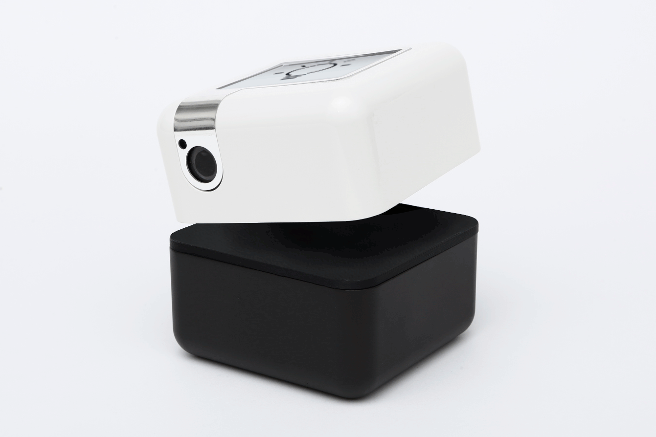 Assistant anywhere you want with Plen Cube