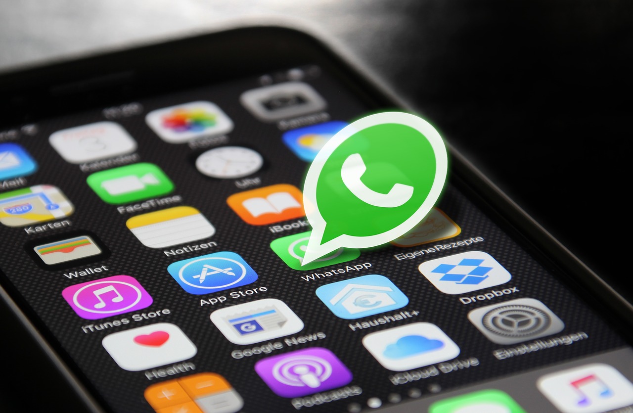 WhatsApp to STOP working on These Smartphones