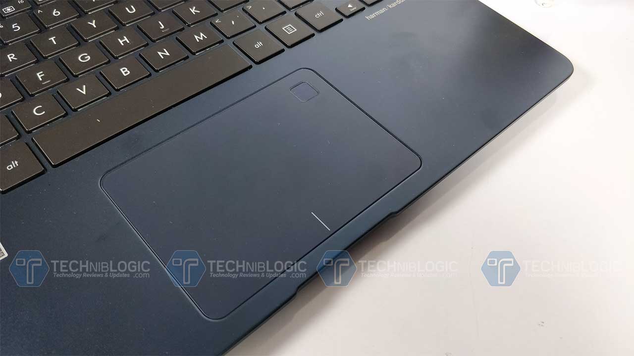 Asus-ZenBook-UX430UA-Review-Camera-Techniblogic
