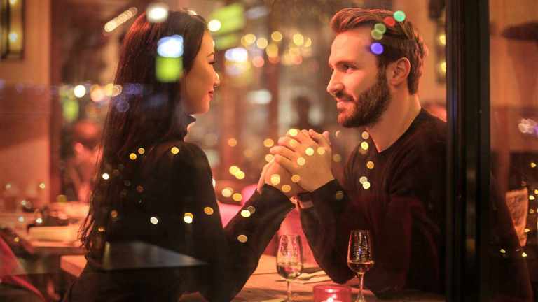 Top 5 Apps Dedicated to Couples for their Romantic Date