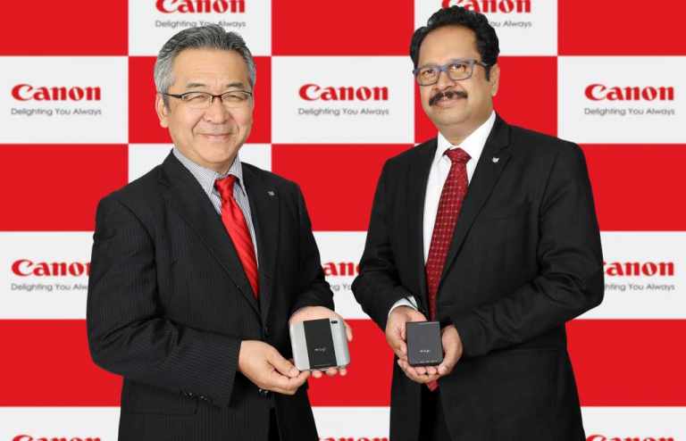 Canon India Launched Rayo R4 and Rayo i5 Mini Projectors in India