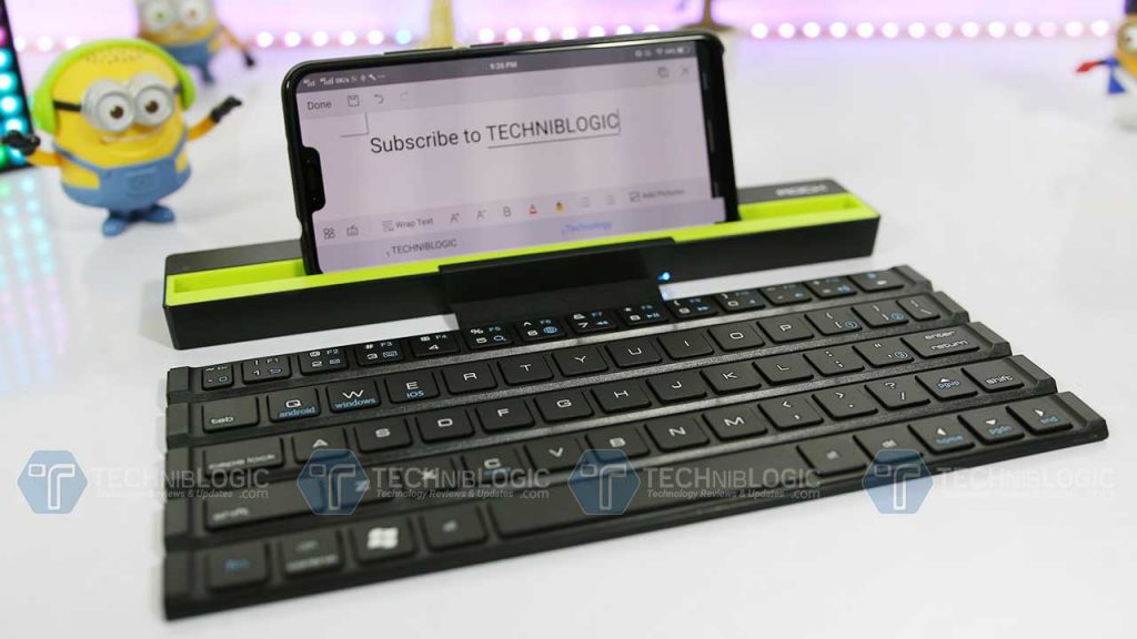 Rollable BT Wireless Keyboard with an Intelligent Magnetic Switch for Smartphone and Tablet