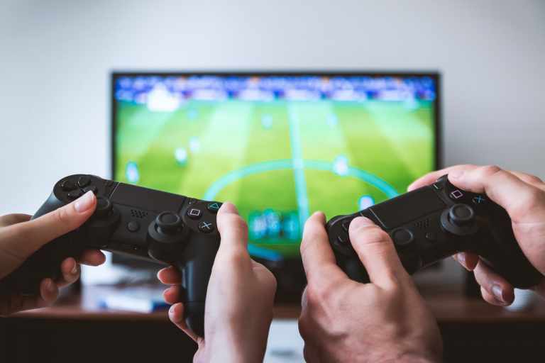 How can playing video games make you smarter and healthier