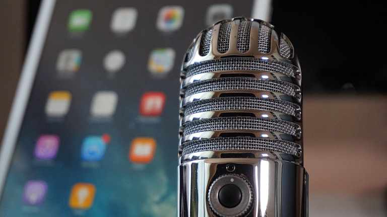 10 Best Podcast App for Android and iPhone (2019)