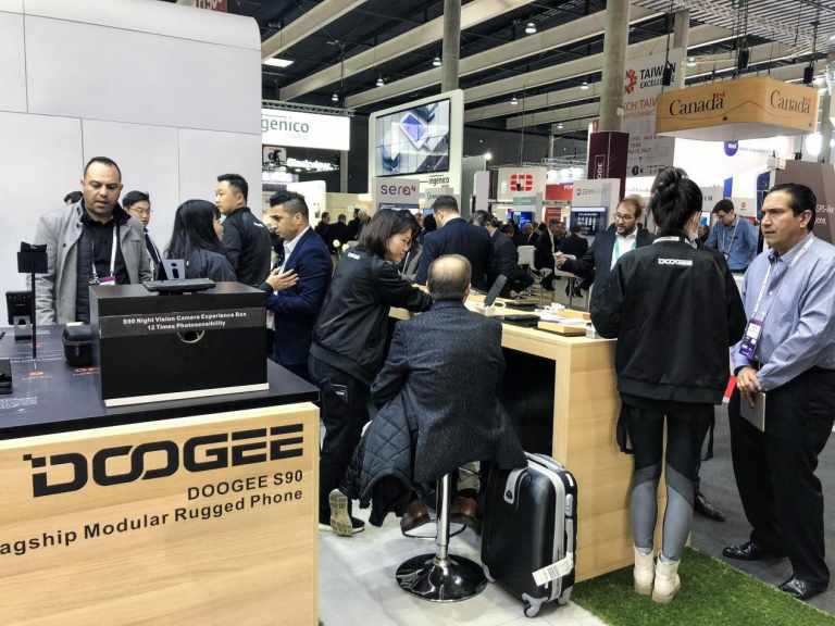 Doogee S90 modular phone with 5G capabilities announced
