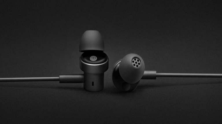 Xiaomi Mi Dual Driver In-ear Earphones launched for Rs 799