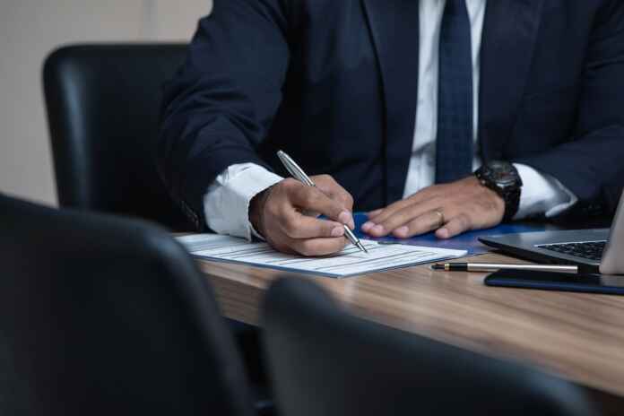 Five Reasons Your Business Should Retain a Lawyer