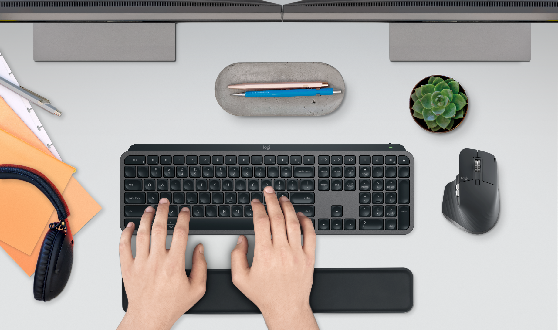 Logitech MX Keyboard Combo Launched With Smart Actions From The Logi ...